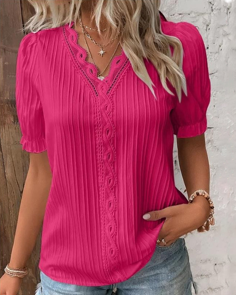 Huda Elegant V-Neck Lace Top