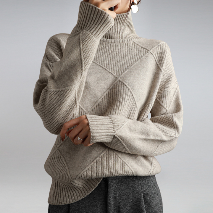 Amina Elegant Warm Pullover