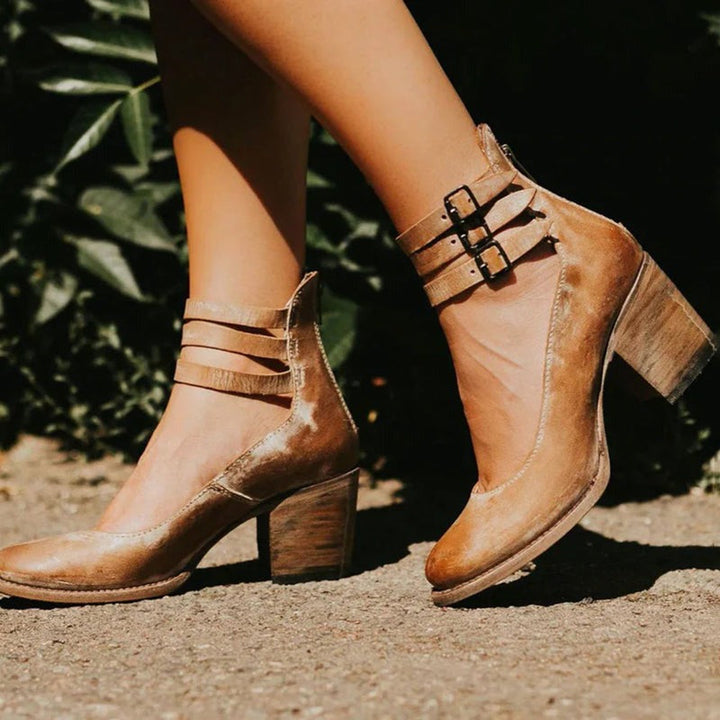Sara Heel Pumps