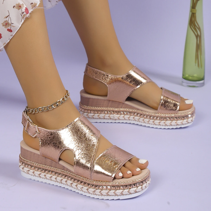 Lila Glamour Platform Sandals
