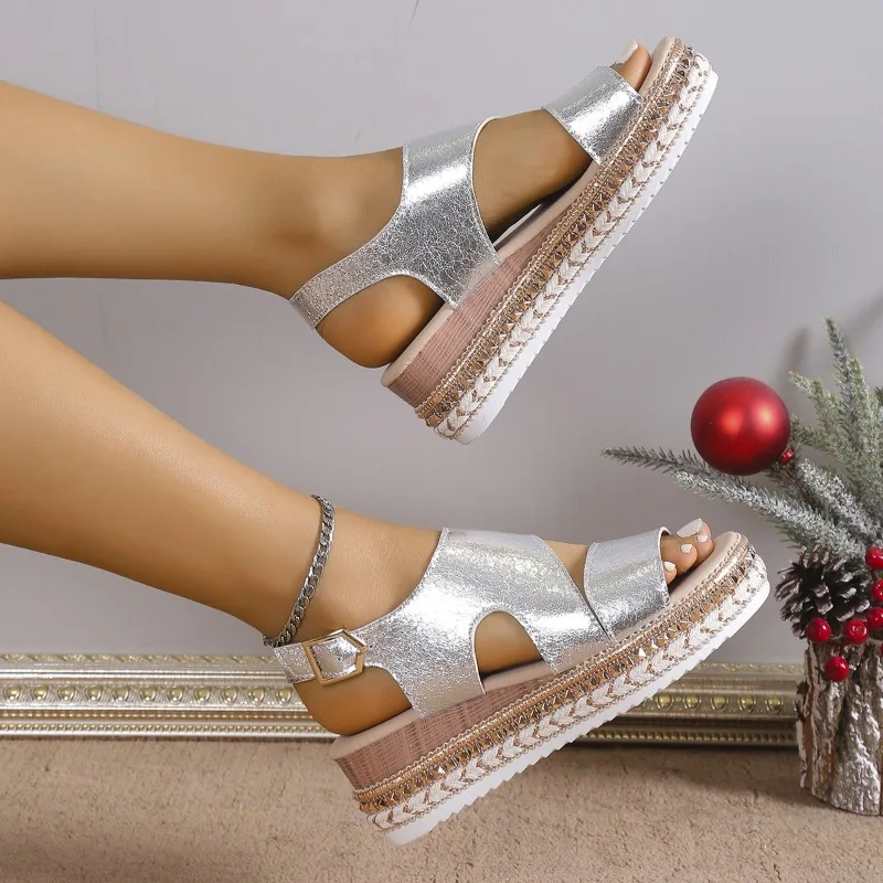 Lila Glamour Platform Sandals
