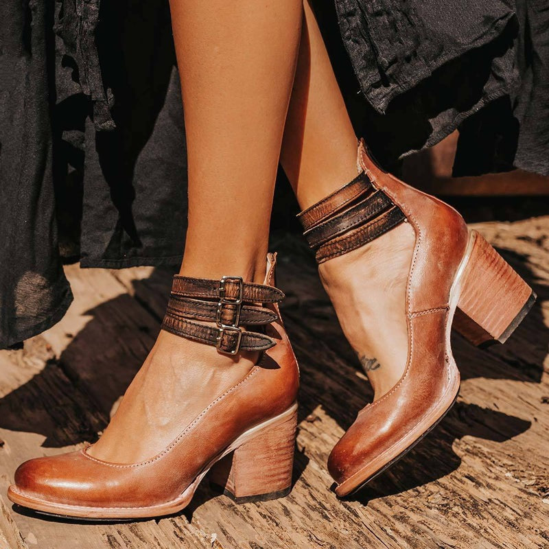 Sara Heel Pumps