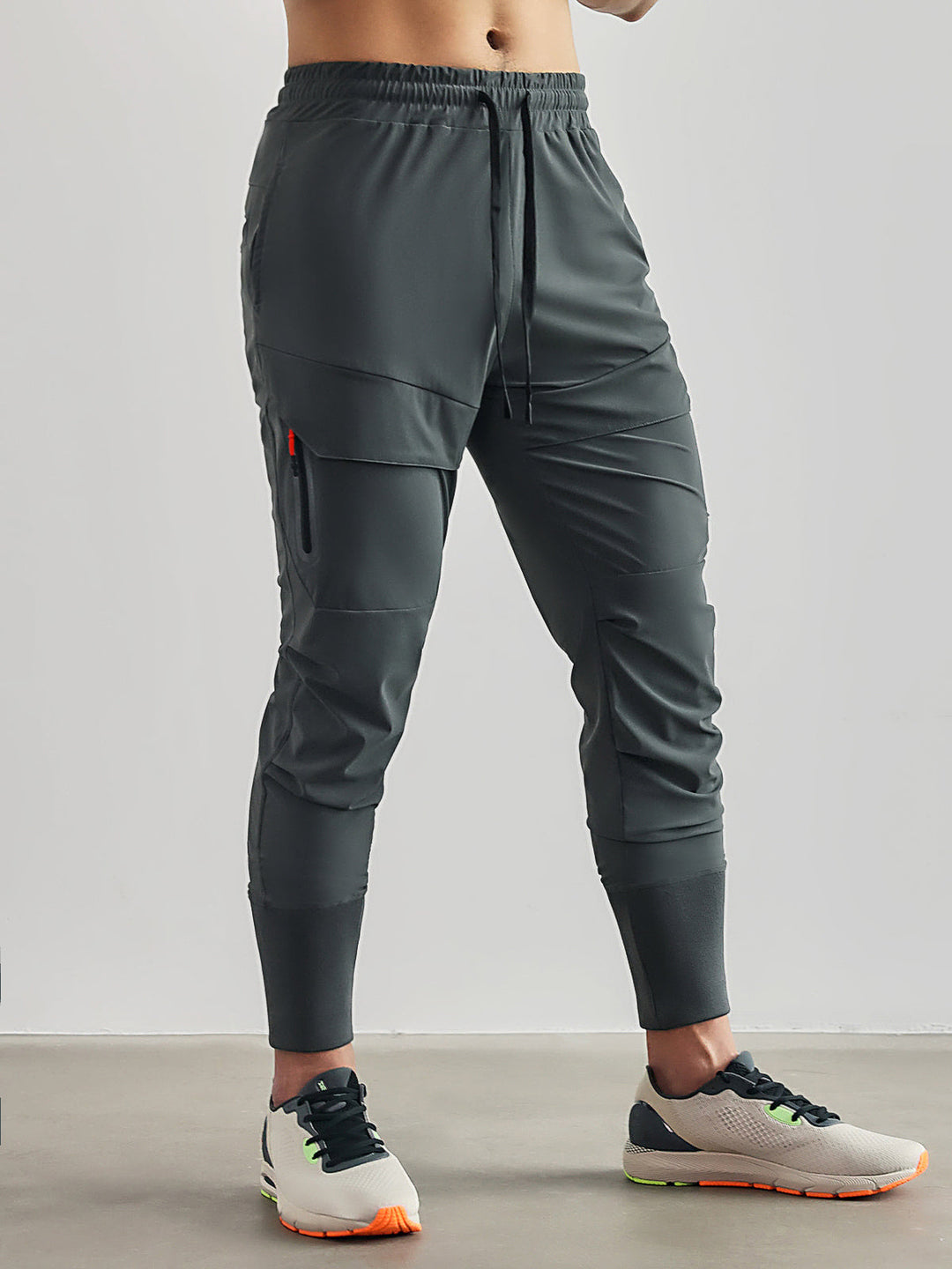 High-waisted ribbed cargo joggers