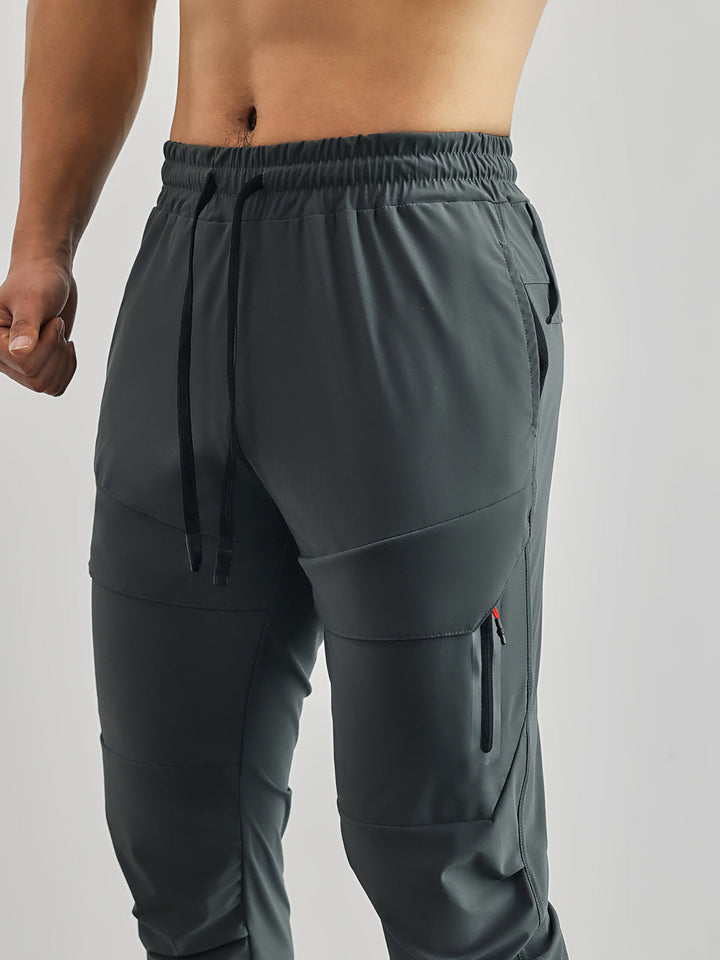 High-waisted ribbed cargo joggers