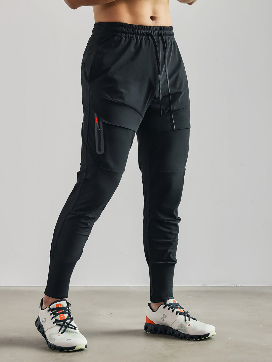 High-waisted ribbed cargo joggers