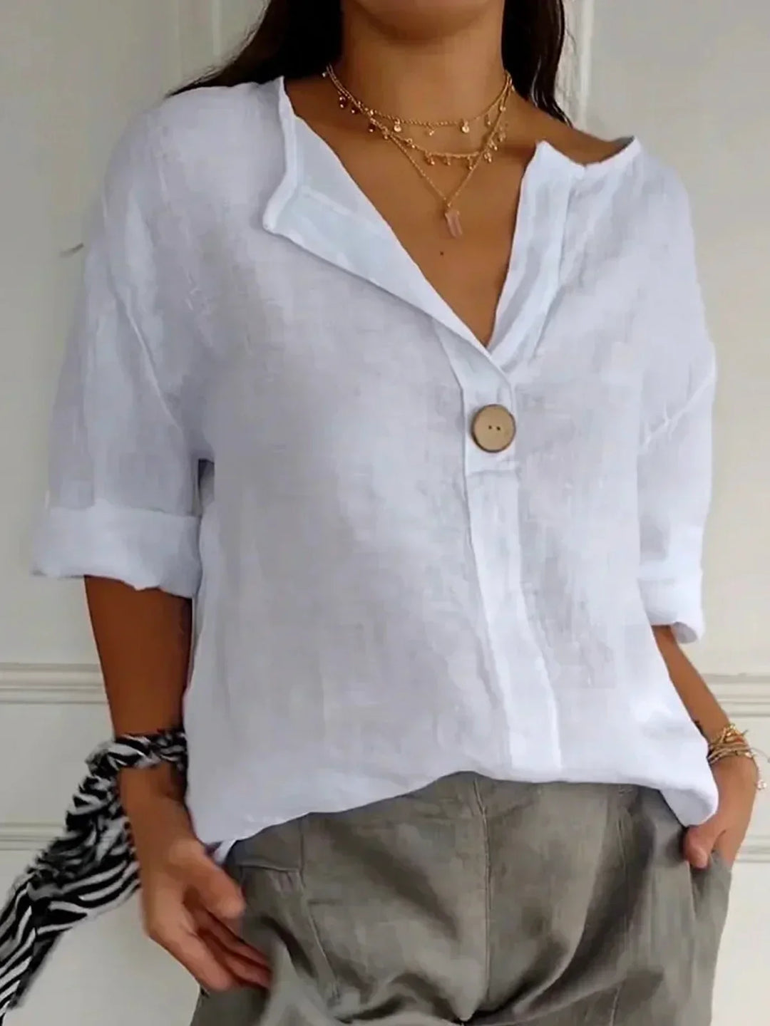 Gracy V-Neck Blouse