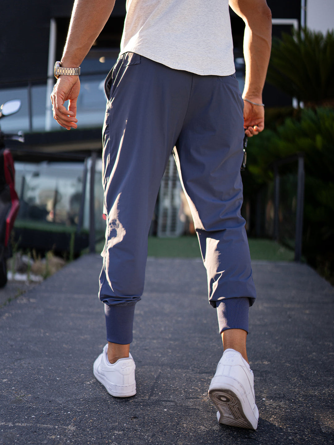 High-waisted ribbed cargo joggers