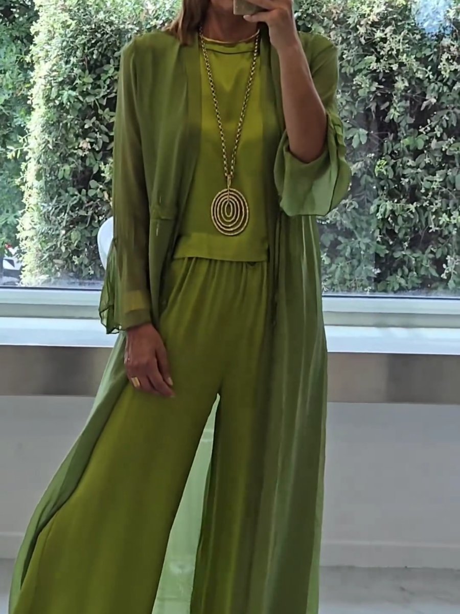 Shira Elegant Comfortable Set